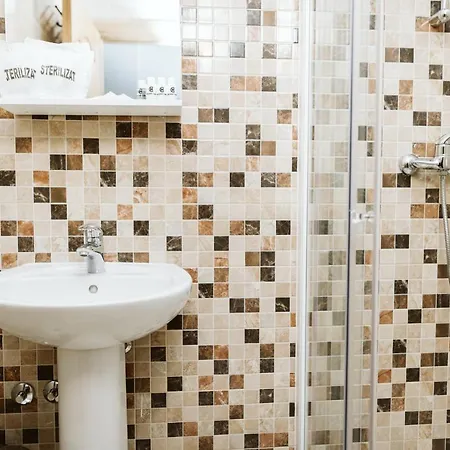 Aparthotel Irish Centre 3*