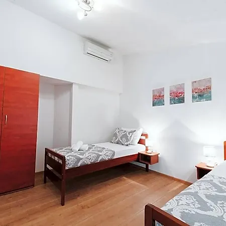 Hotel apartamentowy Irish Centre 3*
