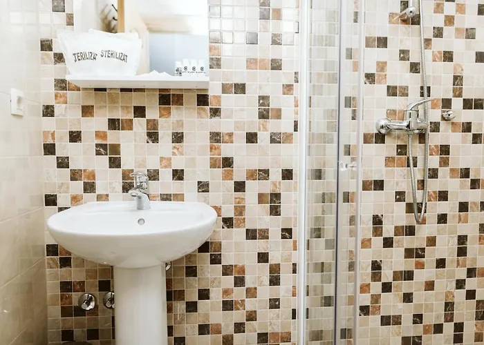 Aparthotel Irish Centre 3*